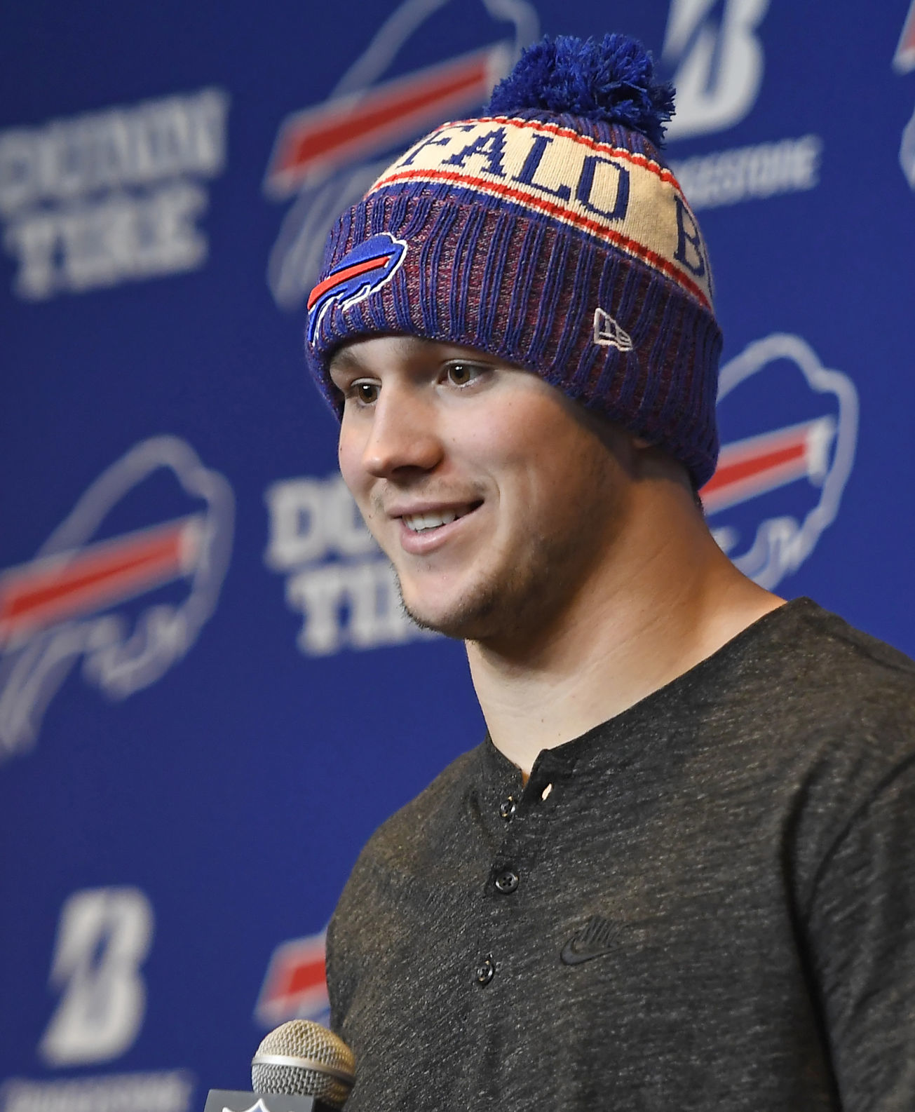Dolphins Bills Football